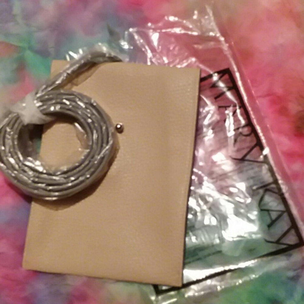 Mary Kay City Modern Collection cross body bag